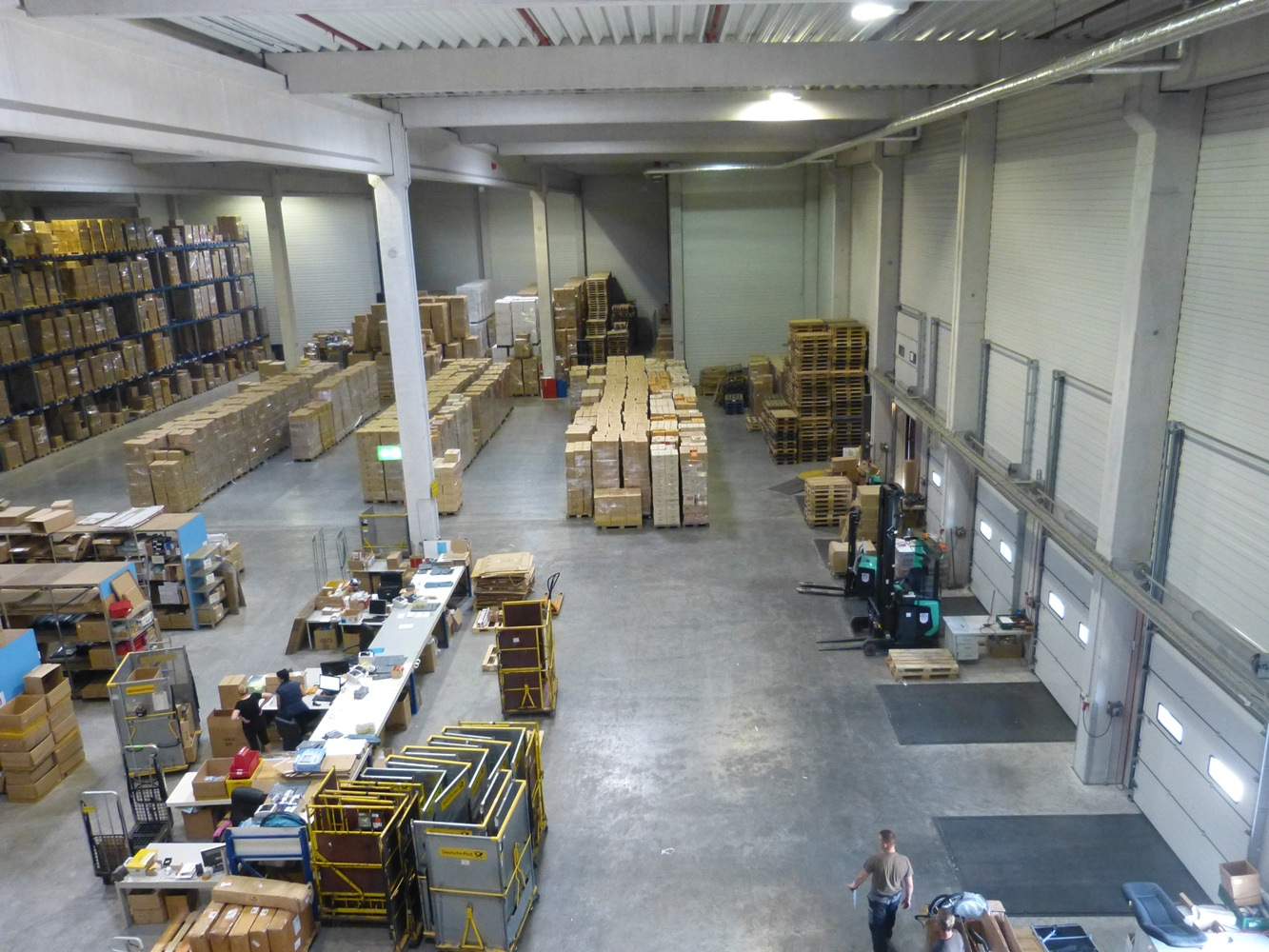 EDA Warehouse Pallet Storage